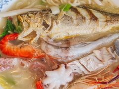 -霆记海鲜·只为这碗面(滨江店)