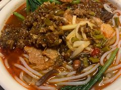 -水平有限螺蛳粉(宏达大厦店)