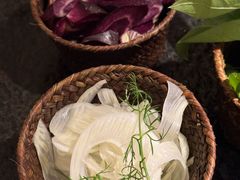 -三出山火锅(南京万象天地店)