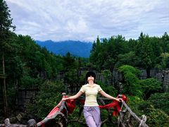 -梭布垭石林景区