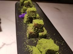 -韵秋荷(宝山龙湖天街店)