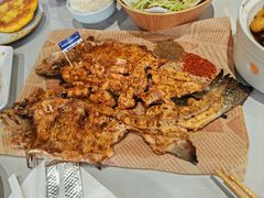 -何适山庄 ·可团建(水长城P2停车场店)