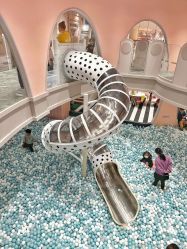 -奈尔宝·儿童乐园·亲子餐厅(鄞州万达店)