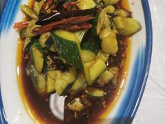 -霄汉牛三鲜湖北砂锅菜(万松园2店)