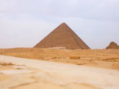 -吉萨金字塔群