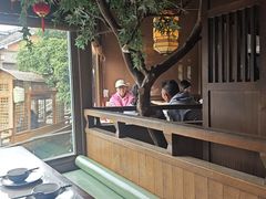 -绿茶餐厅(龙井船宴· 品牌总店)