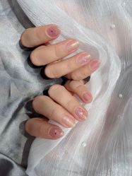 -悦指间美甲美睫