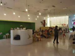-爱睿思儿童早教亲子游泳(万象城店)