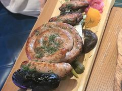 -米德维奇俄式西餐厅(西六道街店)