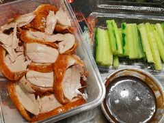 -余杨鸭鸭餐厅