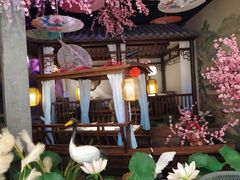 -韵秋荷(宝山龙湖天街店)