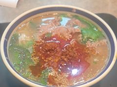 -云阿蛮云南生烫牛肉米线(奉贤路店)