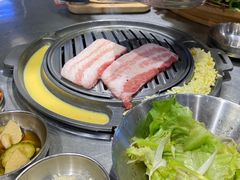 -GOGIYA·咕叽吖韩国传统烤肉店(东方新天地店)