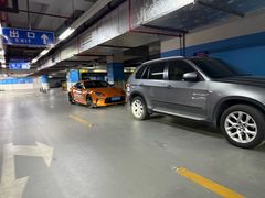 -近铁城市广场-停车场