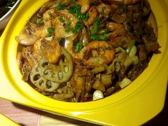 -多嘴肉蟹煲(万达店)
