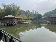 -满記土窑烧鷄波浪山莊