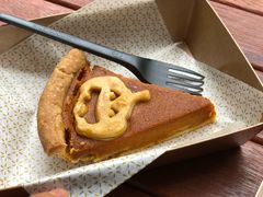 -Pie Bird(新闸路店)