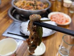 -周良天山牛杂城(天山路总店)