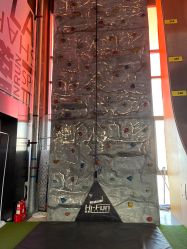 -嗨翻Hi-Fun竞技主题乐园·蹦床团建生日聚会(五棵松华熙店)