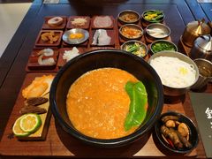 -银米·云南传统过桥米线(双廊黑金冠店)