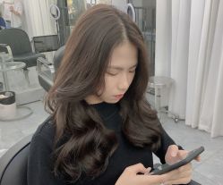 点击看大图 -COMO SALON 烫染可茉发型
