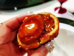 一口鲍鱼酥-三号黄浦会Canton Table