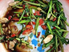 蓠蒿炒腊肉-老三样·美食研究中心(世贸路店)