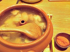 -云海肴·汽锅鸡·云南菜(天山百盛优客店)