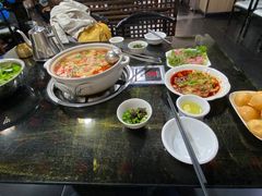 -黔府豆米火锅野菜馆(南马店)