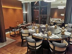 包厢-鼎泰亨·海鲜牛肉餐厅(滨江店)