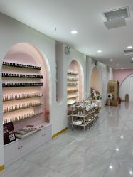 -花系美·美甲美睫精品店