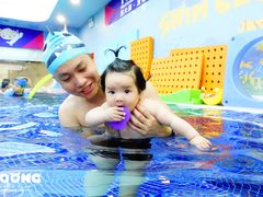 -龙格亲子游泳俱乐部(泊富中心)