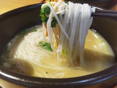 -勺子米线·云南传统小吃市集(四方街店)