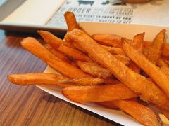 -FATBURGER 特富客汉堡(外交公寓店)