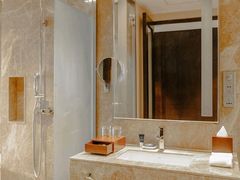 -青岛西海岸隆和福朋喜来登酒店