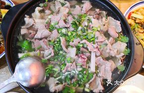 Authentic Leaning Beef Hot Pot