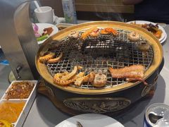 -山焱·炭火自助烤肉(周浦万达店)
