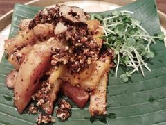 丽江黑松露紫土豆-良米山·云南野生菌过桥米线(上海首店)