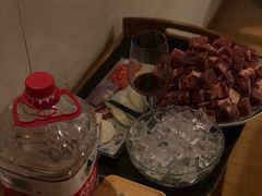 -毛辣果·贵州红酸汤牛肉火锅(西单店)