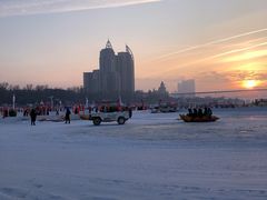 -人民防洪胜利纪念塔