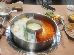 -江小渔鲜鱼火锅(冠亚星城店)