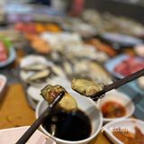 生蚝烧烤甜品免费吃！！这是重庆最卷的生蚝自助了吧