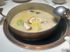 -洪氏嗨捞·猪肚鸡火锅(阳光天地店)