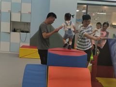 -美国谷斯妈妈早教中心 (陆家嘴店)