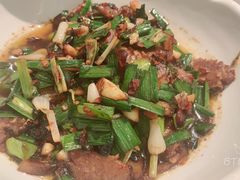 大蒜辣椒炒腊味-漫圆·品质家宴(榔梨店)