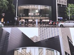 -Apple零售店(新街口店)