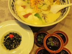 东坡焖肉-山外山菜馆(玉泉路店)