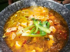 -八月美食小馆(银泰城总店)