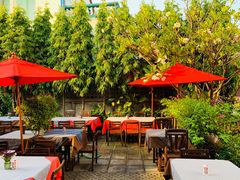 -Dash Teak House