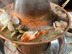 -一口猪海鲜浑锅·东北家常菜